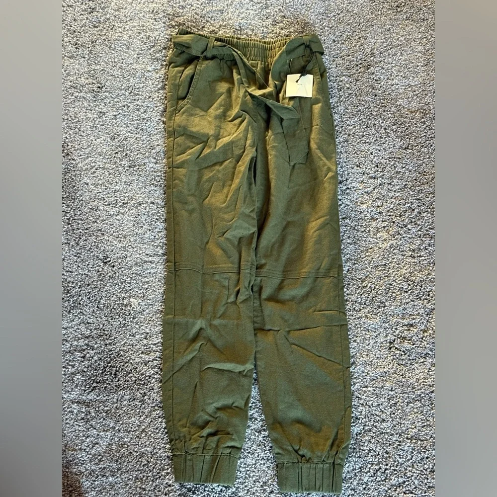 Brand new with tags‎ girls pants from Francesca’s size 10